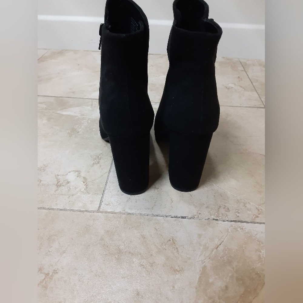 Lauren Conrad Women's Souffle Memory Foam Faux Suede Highheel Boots - Picture 3 of 10